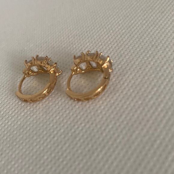 Gold Tone Huggie Hoop Earrings Baguette CZ Crystals Retro Style Hypoallergenic - Picture 10 of 17